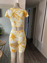 Cargar imagen en el visor de la galería, Yellow tie dye set
