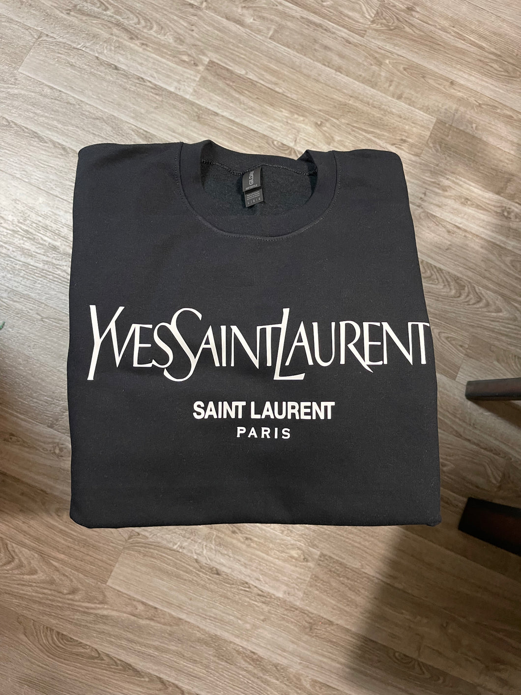Saint Crewneck