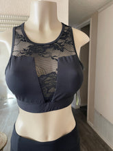 Cargar imagen en el visor de la galería, Lace active top

