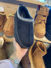 Cargar imagen en el visor de la galería, Oaklee slide
