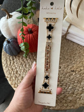 Cargar imagen en el visor de la galería, Clover Apple Watch band
