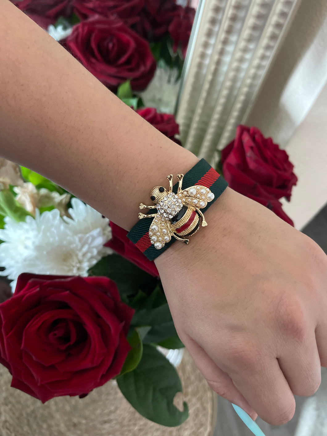 Bee bracelet