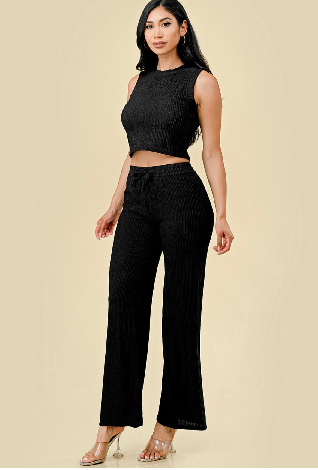 Black crinkle set