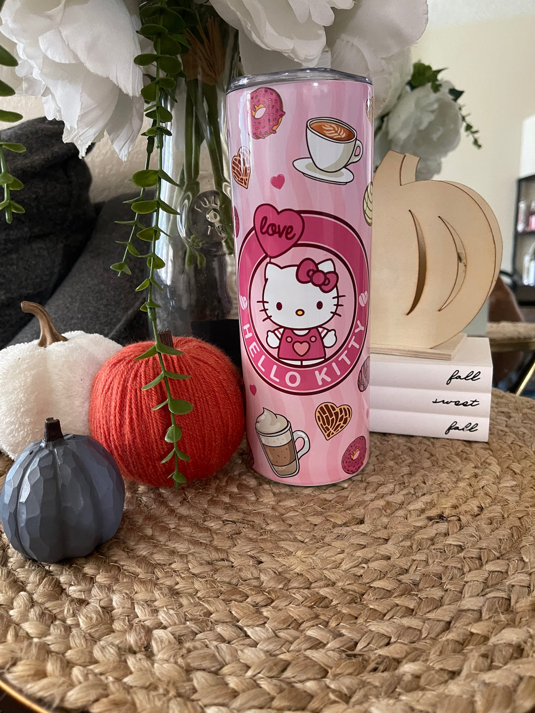 Hello Kitty conchas & frappés tumbler