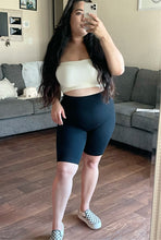 Load image into Gallery viewer, Blk ribbed biker shorts
