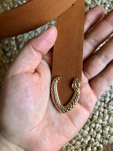 Cargar imagen en el visor de la galería, Serpiente buckle

