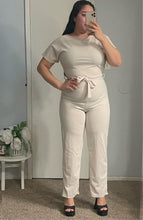 Cargar imagen en el visor de la galería, Ivory jumpsuit
