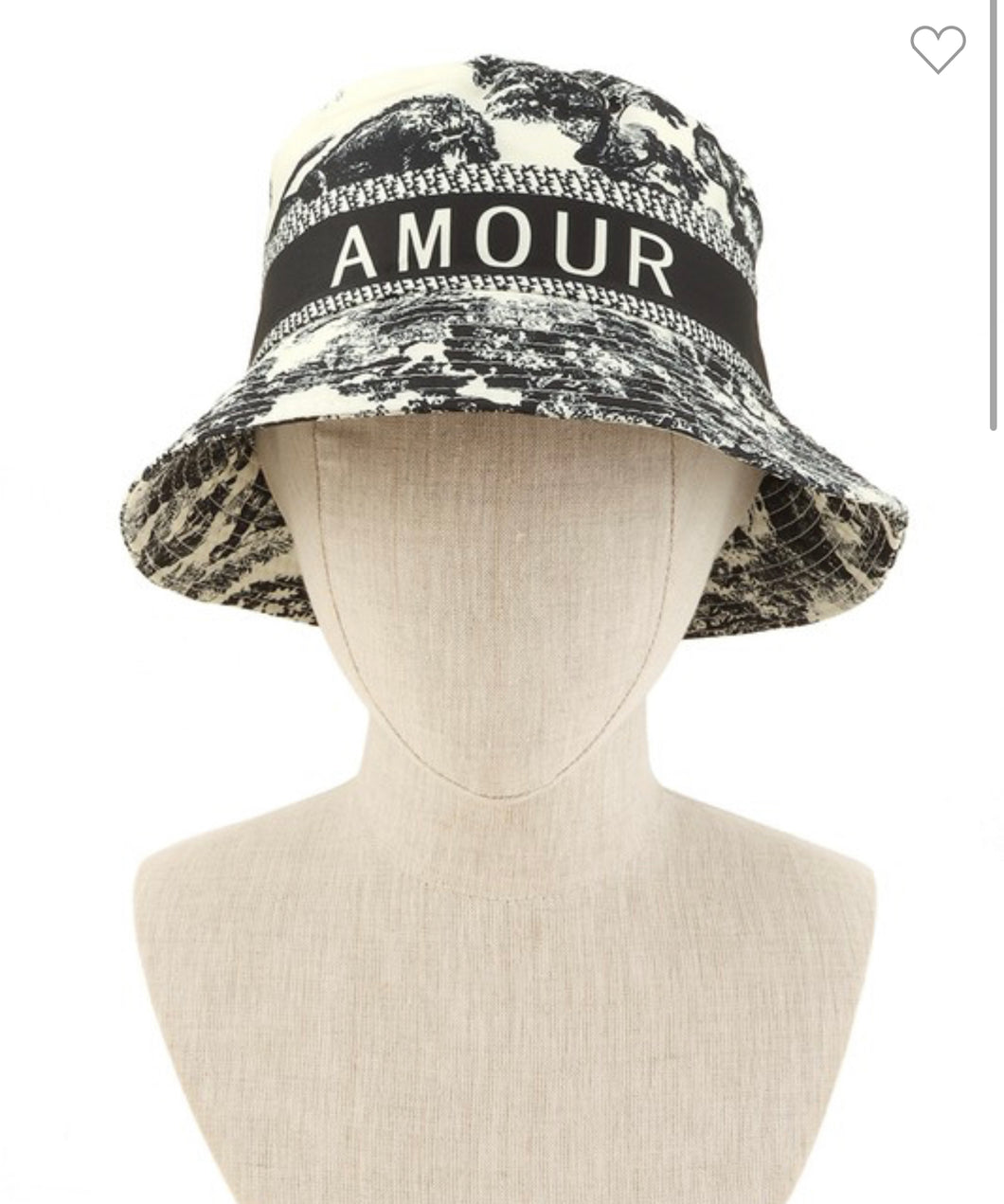 Amour bucket hat