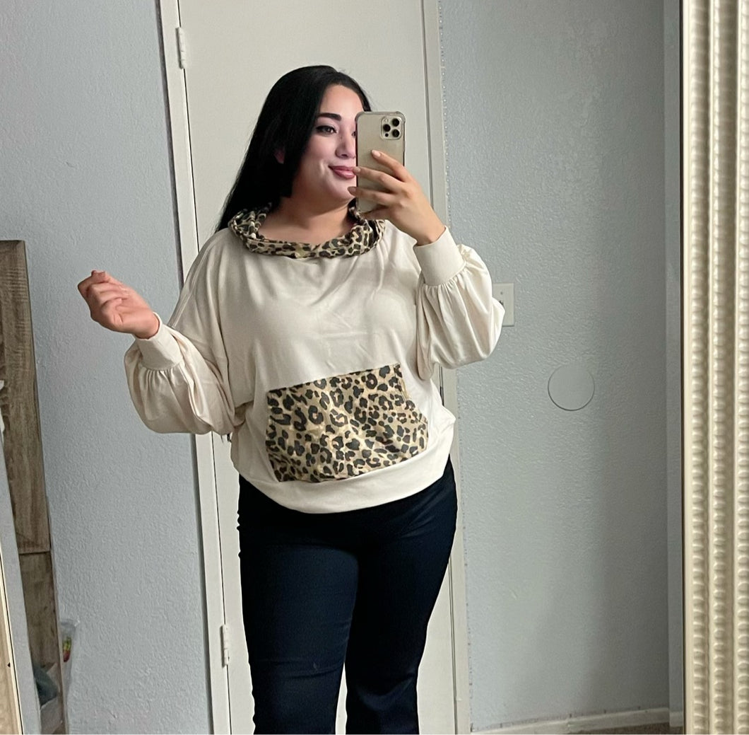 Cream cheetah hoodie