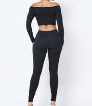 Cargar imagen en el visor de la galería, Black scrunch set
